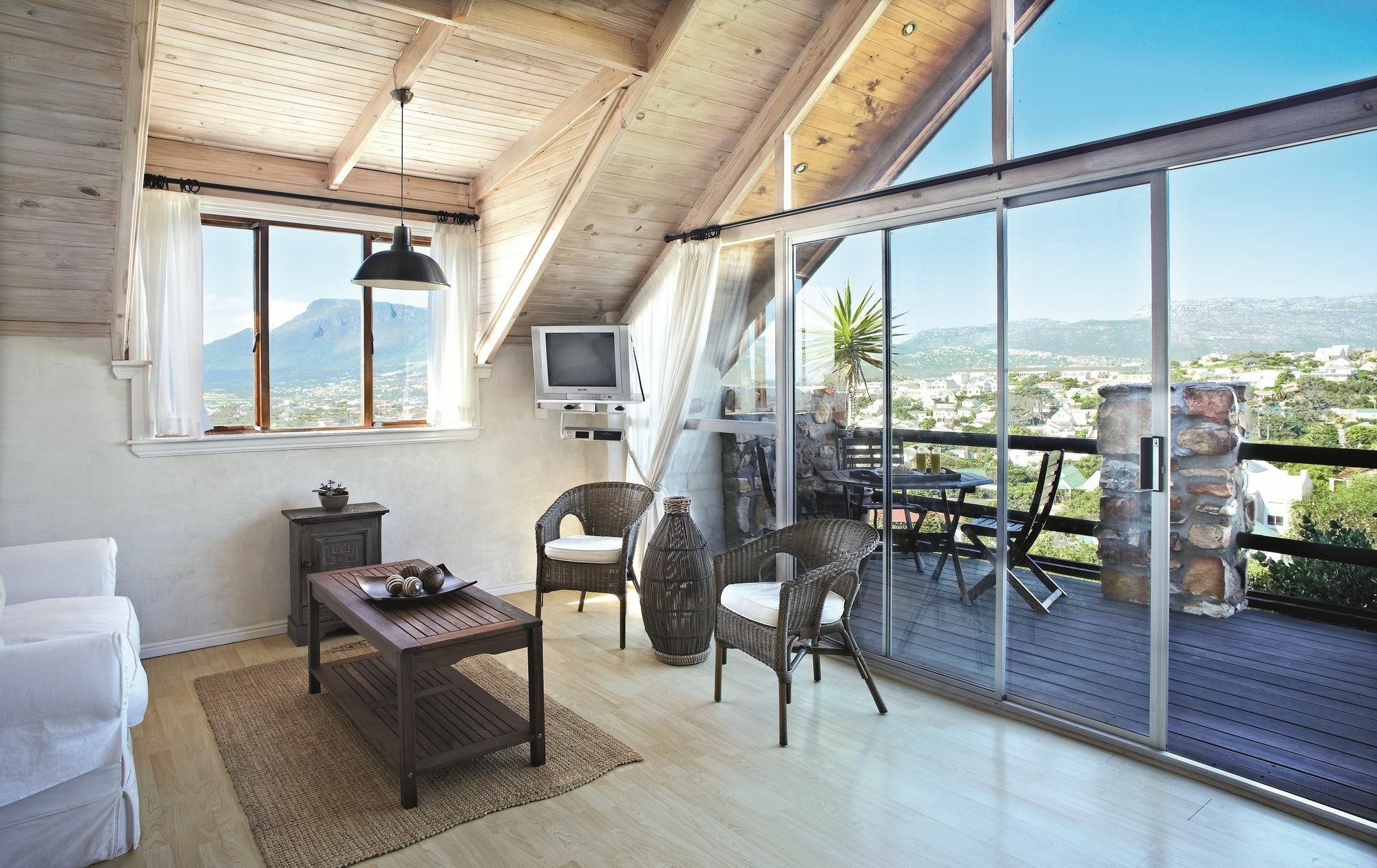 African Violet Guest Suites Noordhoek Ngoại thất bức ảnh